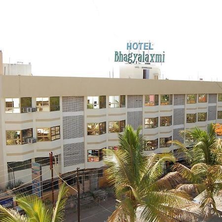 Hotel Bhagyalaxmi Shirdi Buitenkant foto
