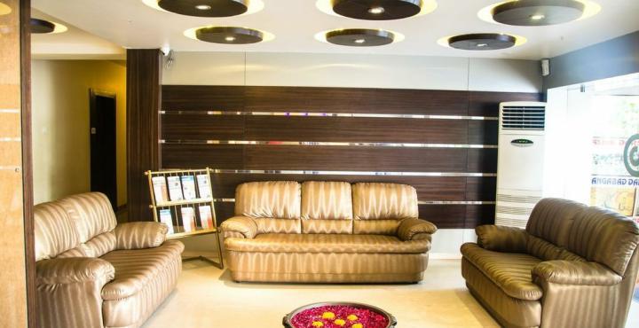 Hotel Bhagyalaxmi Shirdi Buitenkant foto