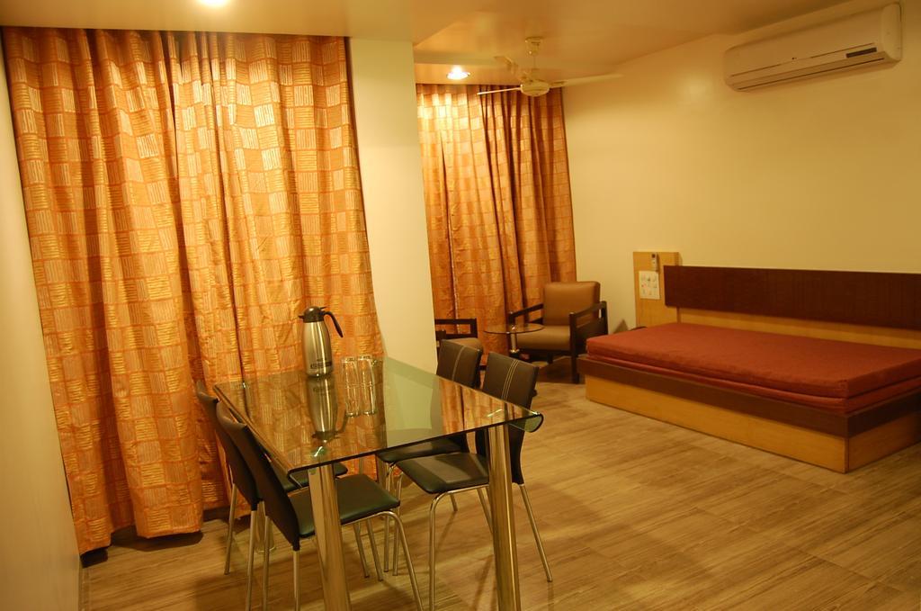 Hotel Bhagyalaxmi Shirdi Kamer foto